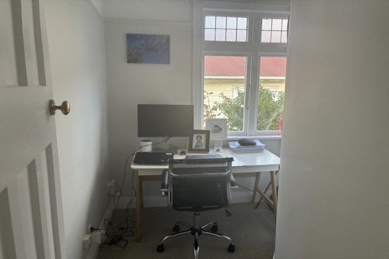 Photo of property in 33 Donald Street, Karori, Wellington, 6012