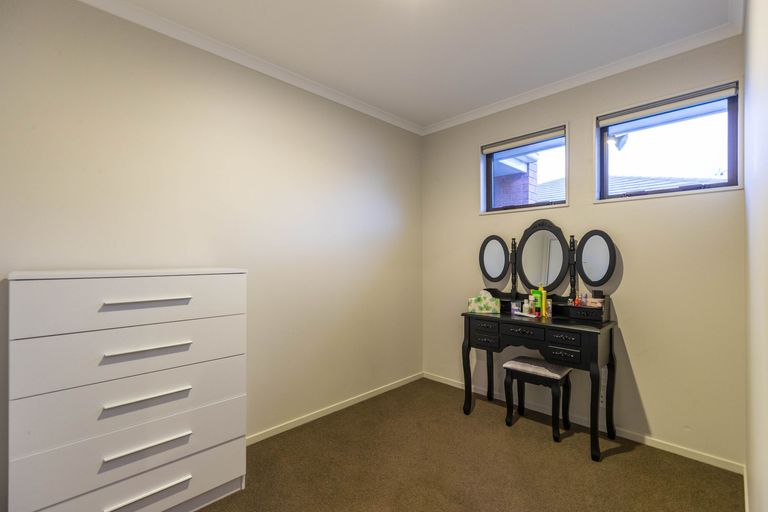 Photo of property in 20 Tarapiroe Avenue, Takanini, 2112