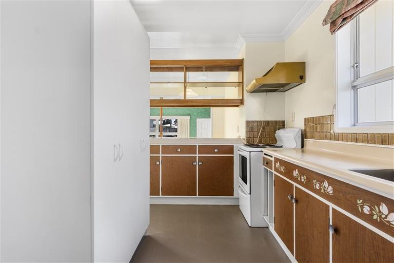 Photo of property in 24 Cedar Grove, Matua, Tauranga, 3110