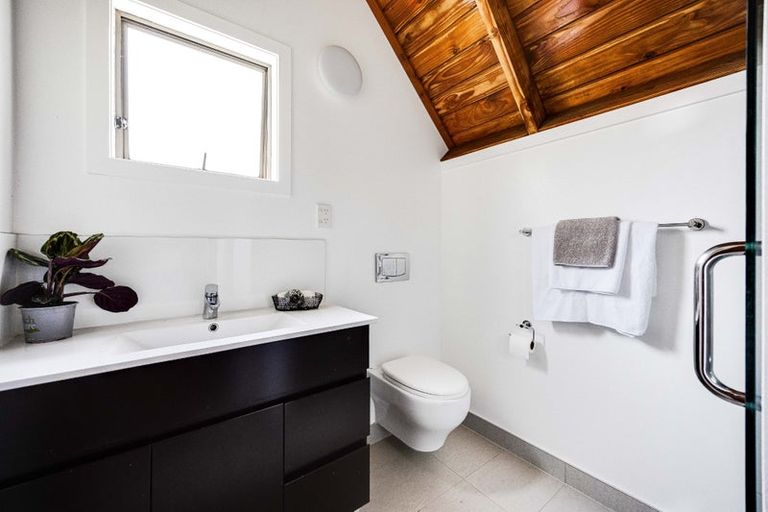 Photo of property in 163 Browns Bay Road, Browns Bay, Auckland, 0630