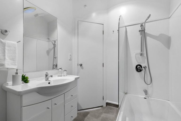 Photo of property in 8/245 Adelaide Road, Newtown, Wellington, 6021