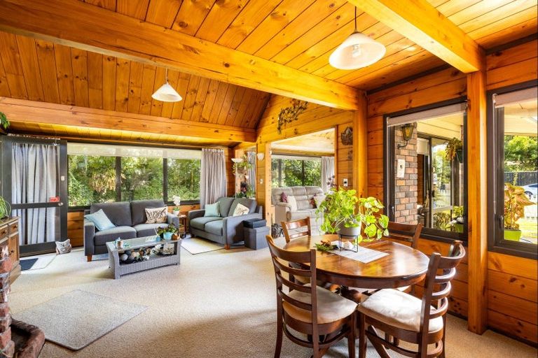 Photo of property in 3 Ngarue Place, Waitara, 4320