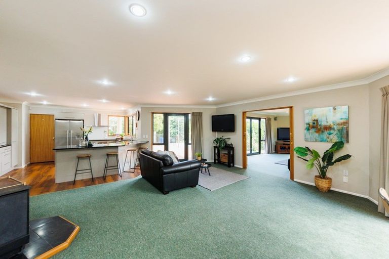 Photo of property in 80 Ngahere Park Road, Turitea, Palmerston North, 4472