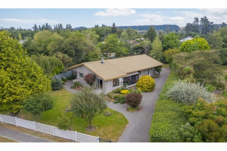 Photo of property in 39 Waddington Road, Waddington, 7500