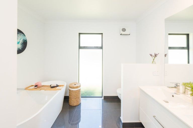 Photo of property in 87 Marlborough Ridge Drive, Fairhall, Blenheim, 7272