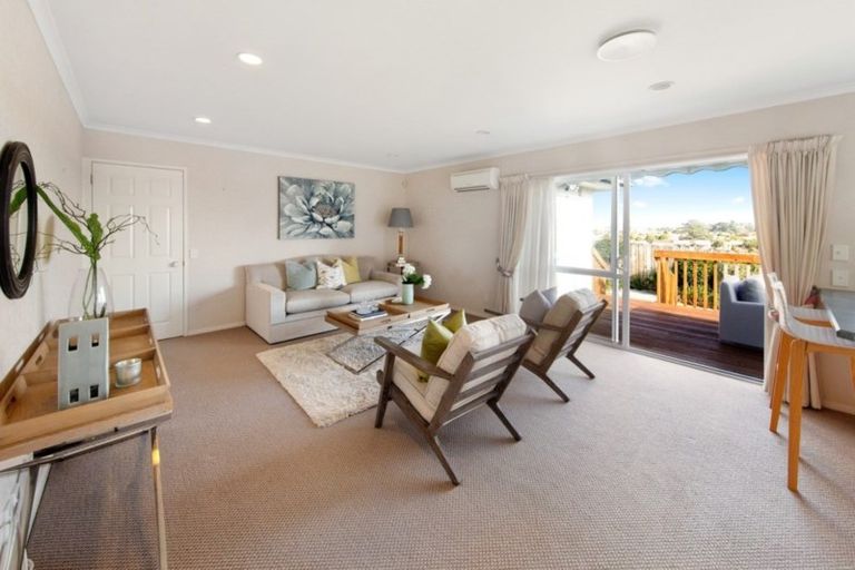 Photo of property in 9 Trovare Place, Golflands, Auckland, 2013