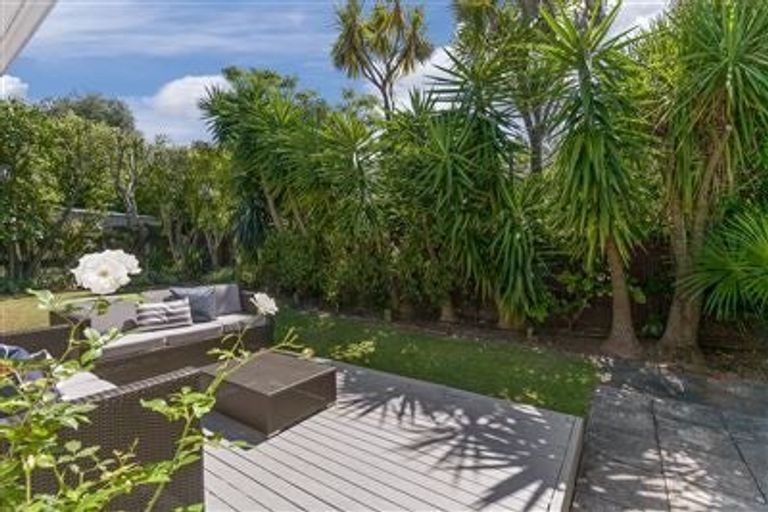 Photo of property in 4/54 Ngataringa Road, Devonport, Auckland, 0624