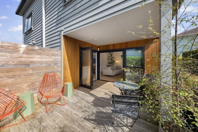 Photo of property in 125c Point Chevalier Road, Point Chevalier, Auckland, 1022