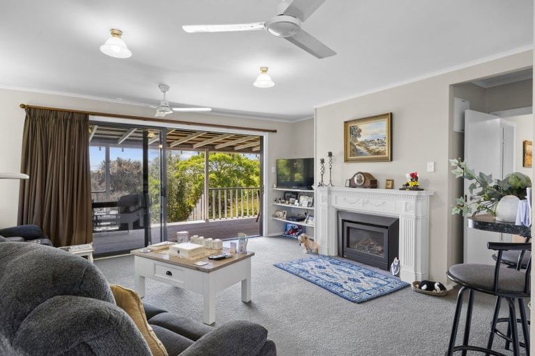 Photo of property in 306 Oneriri Road, Kaiwaka, 0573