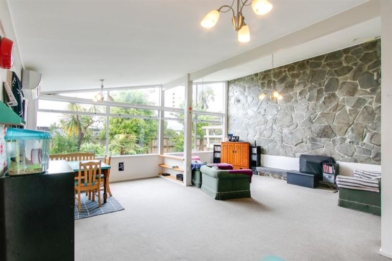 Photo of property in 65 Oldham Avenue, Onekawa, Napier, 4110