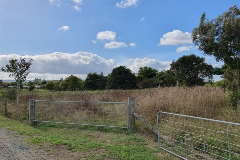 Photo of property in 210 Blackbridge Road, Karaka, Papakura, 2580