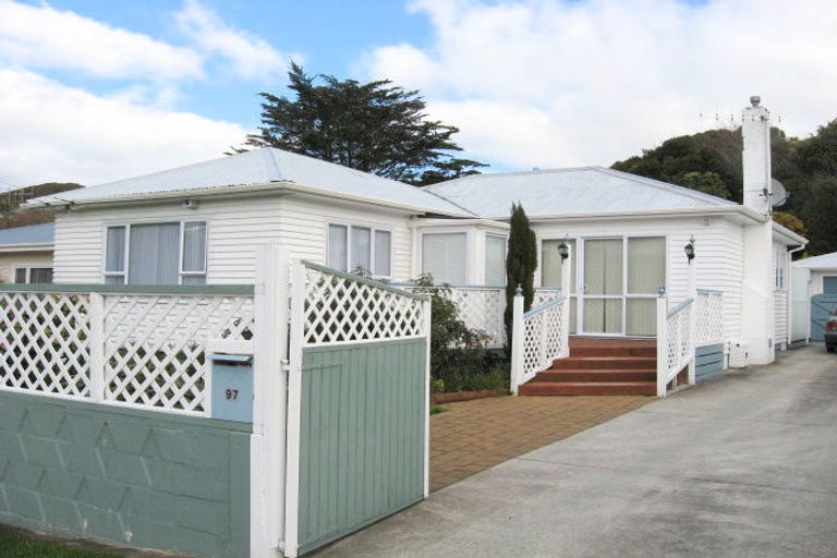 Photo of property in 97 Fraser Street, Wainuiomata, Lower Hutt, 5014