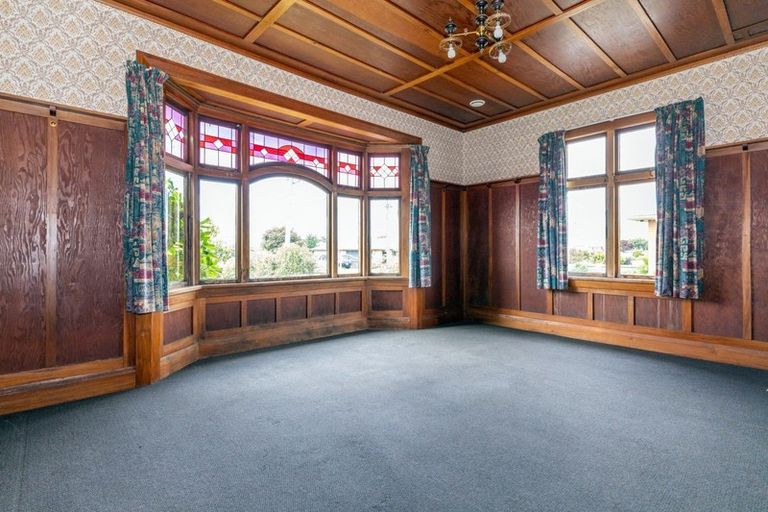 Photo of property in 16 Herbert Street, Waimate, 7924
