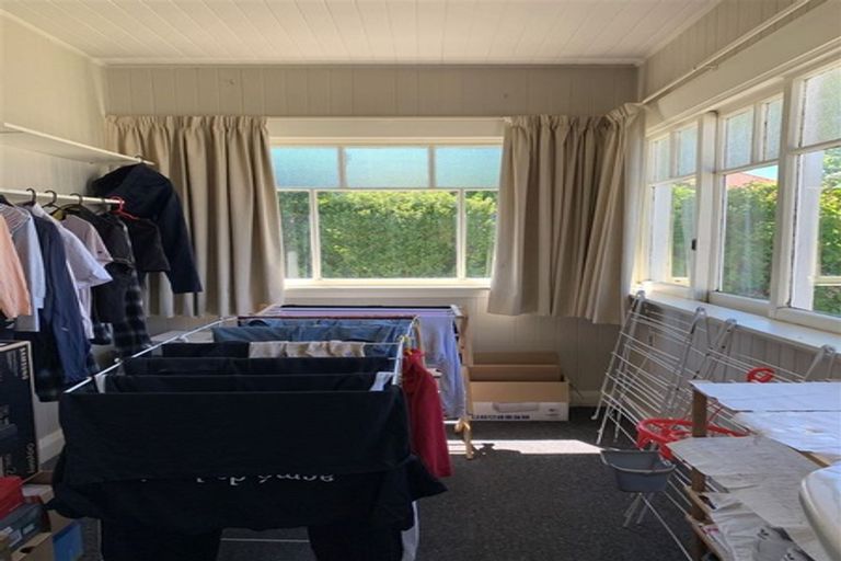 Photo of property in 6 Nortons Road, Avonhead, Christchurch, 8042