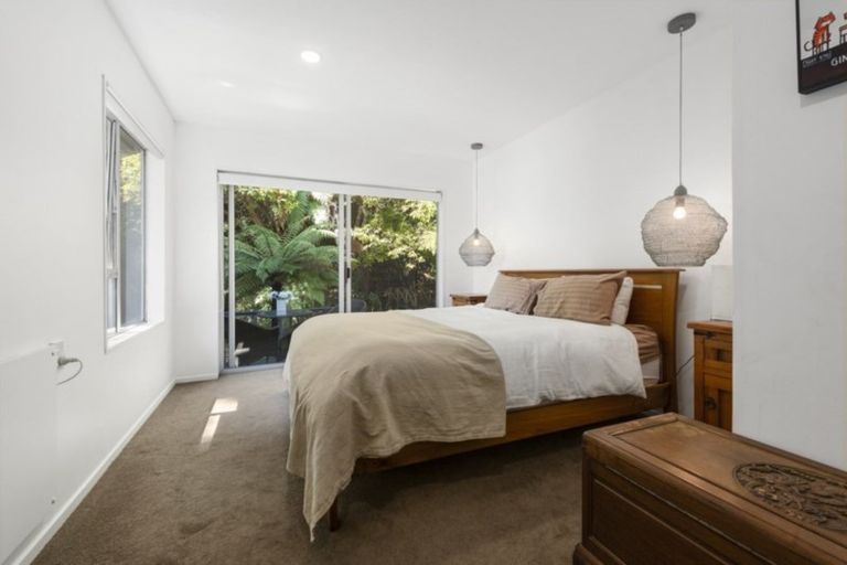 Photo of property in 113 Pinehaven Road, Pinehaven, Upper Hutt, 5019