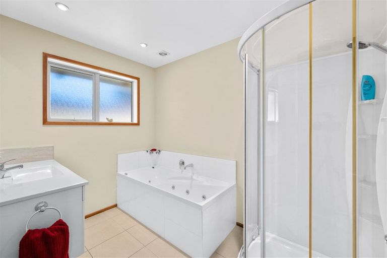 Photo of property in 12 Kitakita Grove, Motueka, 7120