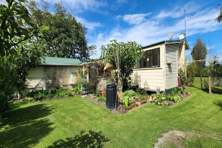 Photo of property in 21 Francis Drake Street, Waipukurau, 4200