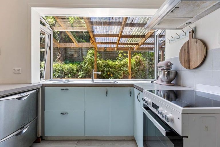 Photo of property in 79 Mill Road, Lower Vogeltown, New Plymouth, 4310