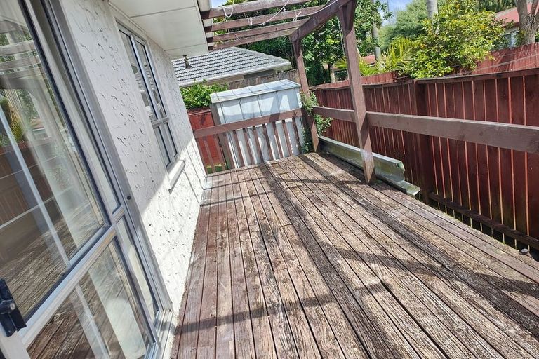 Photo of property in 38 Durham Street, Te Atatu Peninsula, Auckland, 0610