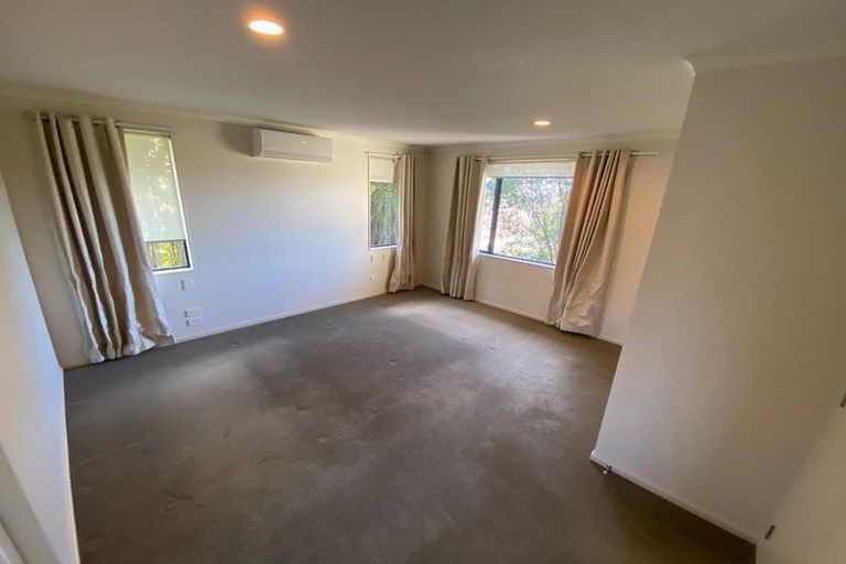 Photo of property in 9b Baird Street, Howick, Auckland, 2014