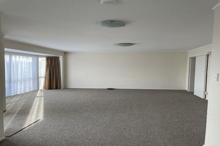 Photo of property in 2/26 Cherry Road, Bucklands Beach, Auckland, 2014