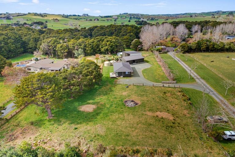 Photo of property in 752 Settlement Road, Hakaru, Wellsford, 0975