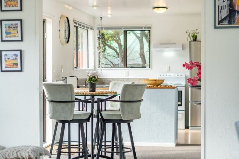 Photo of property in 20 Roys Road, Plimmerton, Porirua, 5026