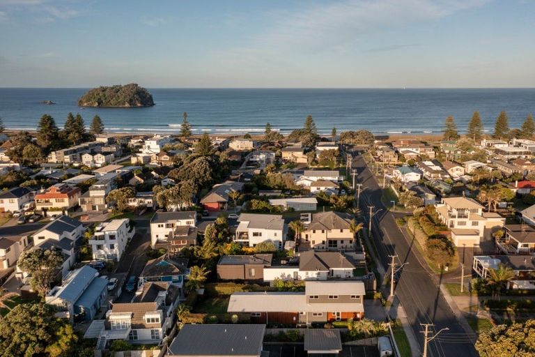Photo of property in 25 Grove Avenue, Mount Maunganui, 3116