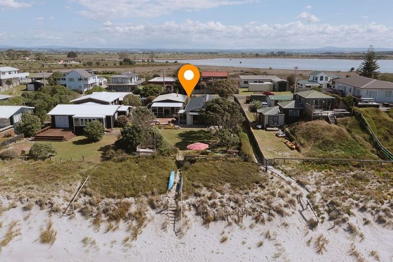 Photo of property in 515 Pukehina Parade, Pukehina, Te Puke, 3189