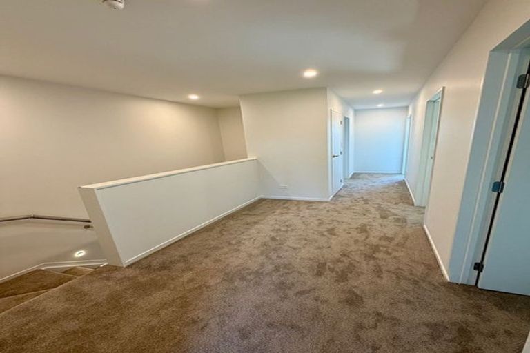 Photo of property in 9/299 Te Taruna Drive, Wainui, 0932