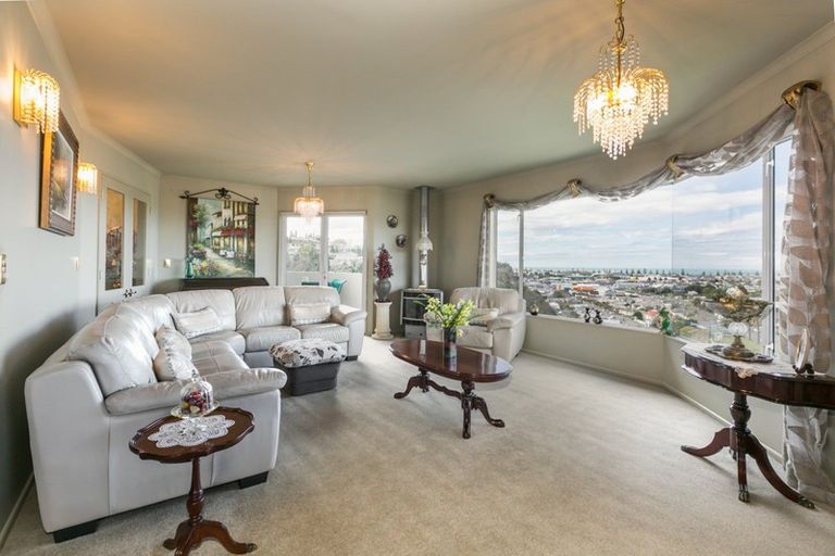 Photo of property in 24a Havelock Road, Hospital Hill, Napier, 4110