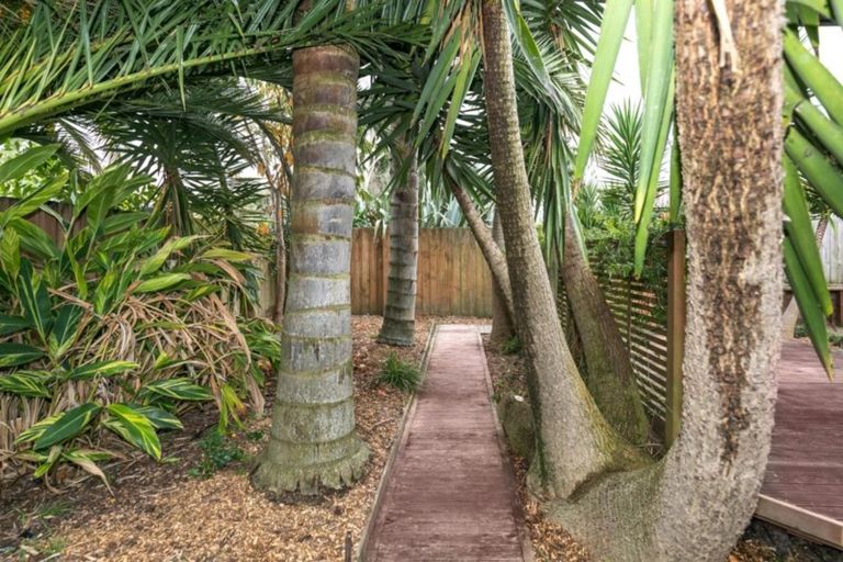 Photo of property in 1042a Heaphy Terrace, Fairfield, Hamilton, 3214