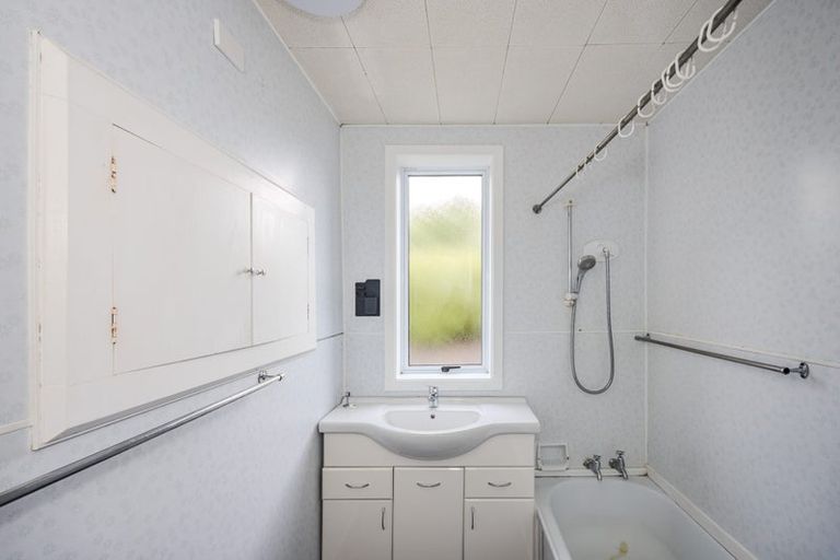 Photo of property in 1 Gladstone Drive, Oamaru North, Oamaru, 9400