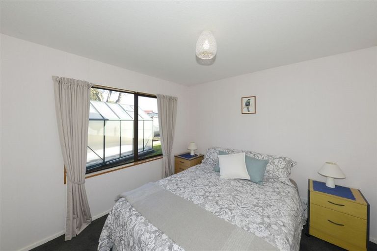 Photo of property in 8 Greenwood Close, Woodend, 7610