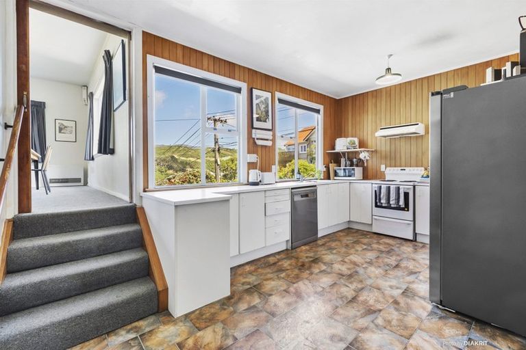 Photo of property in 6 Carlisle Street, Island Bay, Wellington, 6023