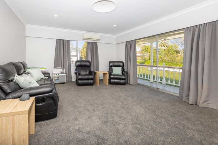 Photo of property in 14 Storey Avenue, Forest Lake, Hamilton, 3200