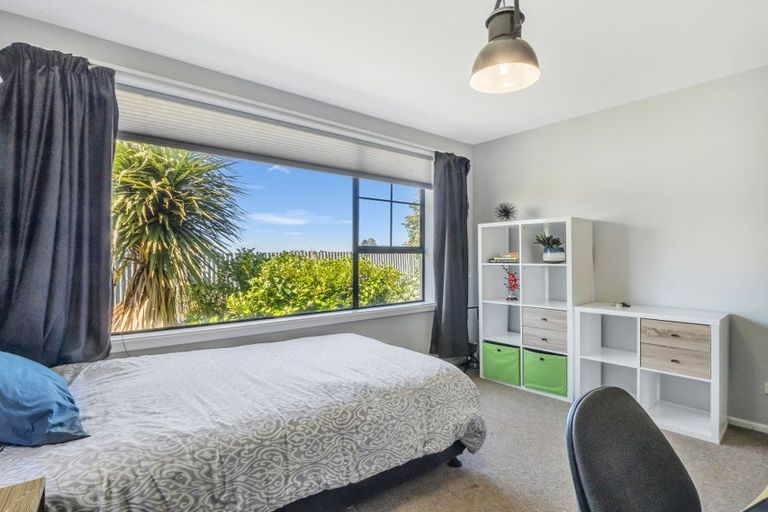 Photo of property in 89 High Street, Oxford, 7430