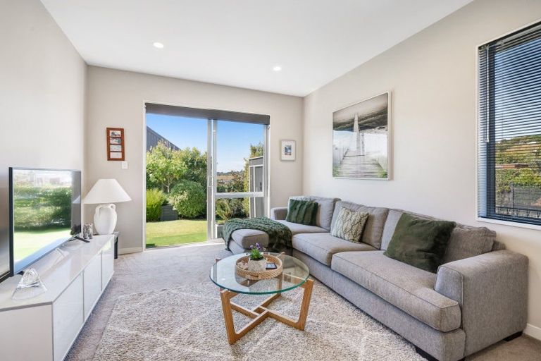 Photo of property in 68 Colonial Drive, Silverdale, 0932