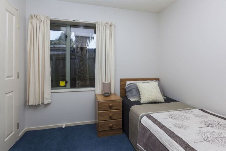 Photo of property in 2/7 Worthy Street, Ilam, Christchurch, 8041