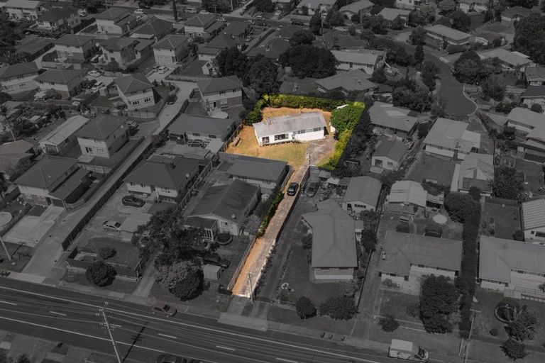 Photo of property in 54 St Leonards Road, Kelston, Auckland, 0602