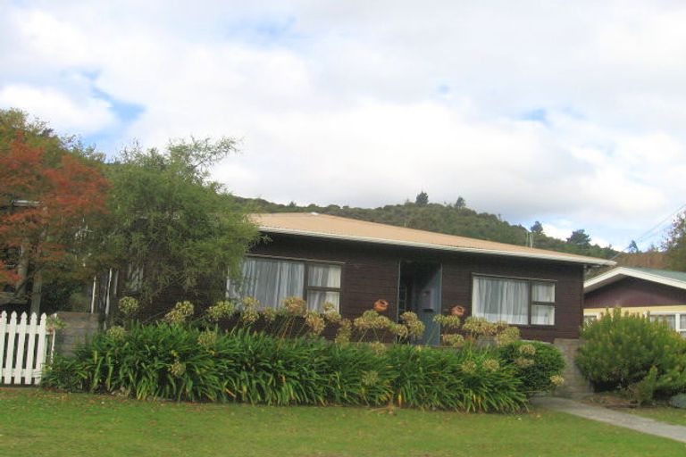 Photo of property in 54 Hair Street, Wainuiomata, Lower Hutt, 5014