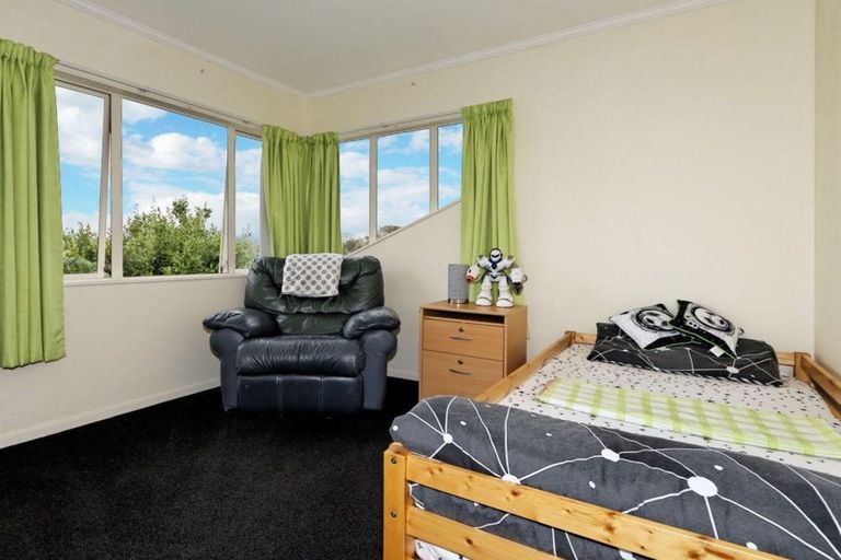 Photo of property in 157c Colwill Road, Massey, Auckland, 0614