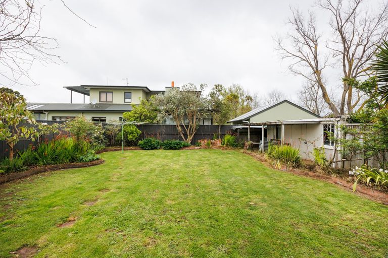 Photo of property in 3 Langston Avenue, Palmerston North, 4414