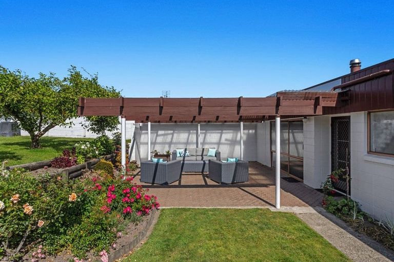 Photo of property in 15 Hikurangi Street, Whakatane, 3120