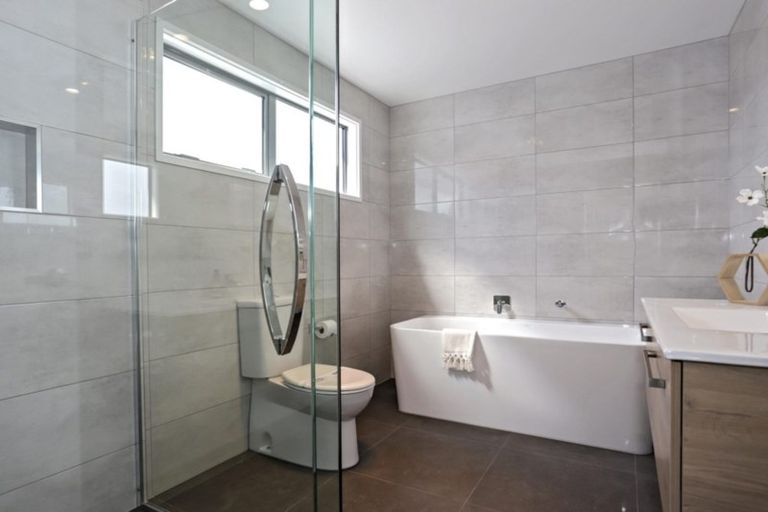 Photo of property in 10 Tuangi Way, Papamoa Beach, Papamoa, 3118