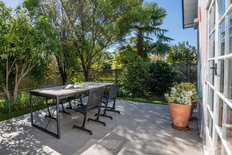 Photo of property in 10 Somerville Lane, Brightwater, 7022