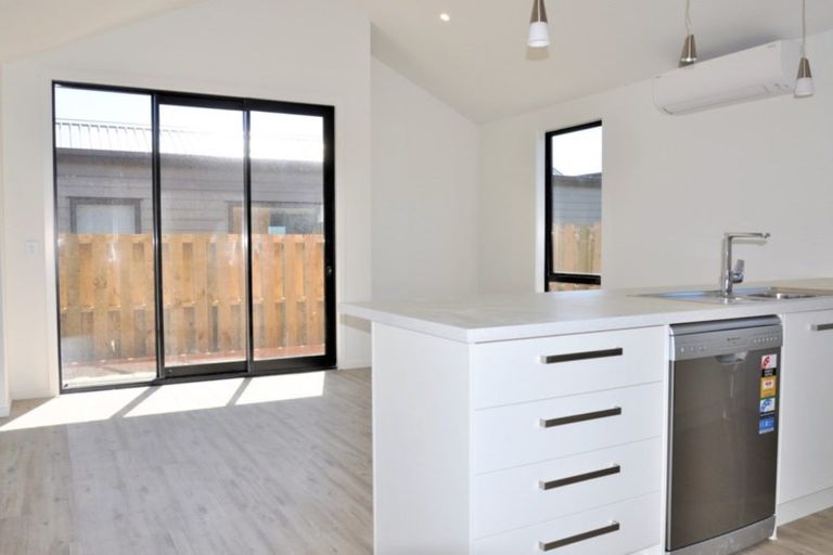 Photo of property in 40 Obelisk Street, Wanaka, 9305