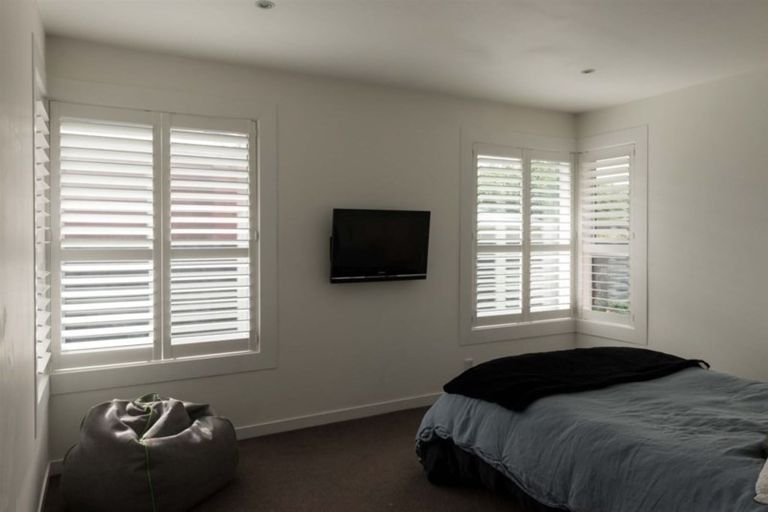 Photo of property in 210 Wairakei Road, Bryndwr, Christchurch, 8053