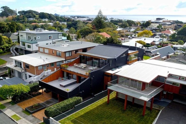 Photo of property in 15 Fillis Street, New Plymouth, 4310