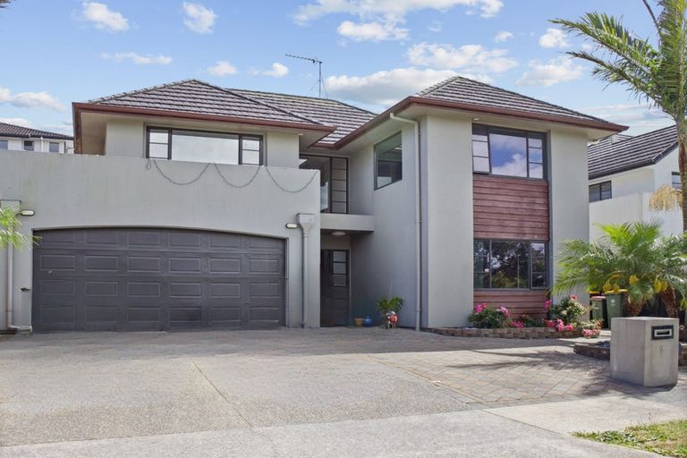 Photo of property in 9 Multose Drive, Flat Bush, Auckland, 2019